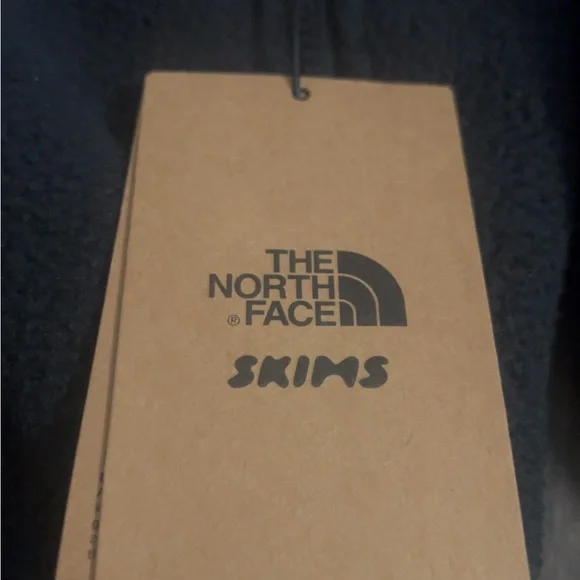 The North Face / SKIMS 1995 Denali Fleece Jacket - Picture 5 of 9